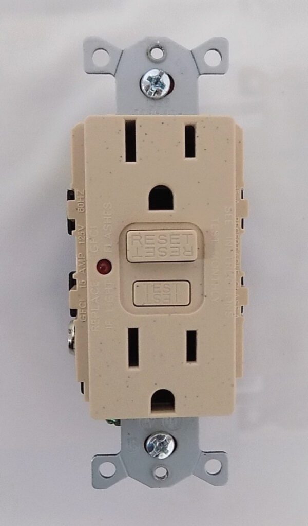 Lutron SCR-15-GFCI-DS Satin Colors 15A GFCI Electrical Socket Receptacle