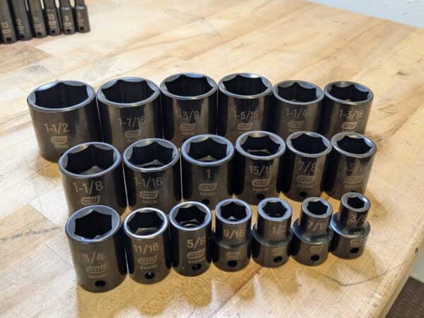 Gearwrench 209-Piece Master Impact Socket Set 6-Point SAE/Metric Standard/Deep