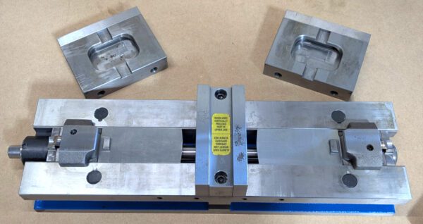 Kurt Double-Station Machine Vise 6" Jaw Width 4" Jaw Opening *Lightly Used*