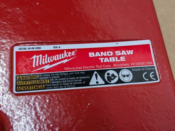 Milwaukee Portable Bandsaw Table w/ Heavy Duty Clamping Chain 48-08-0260