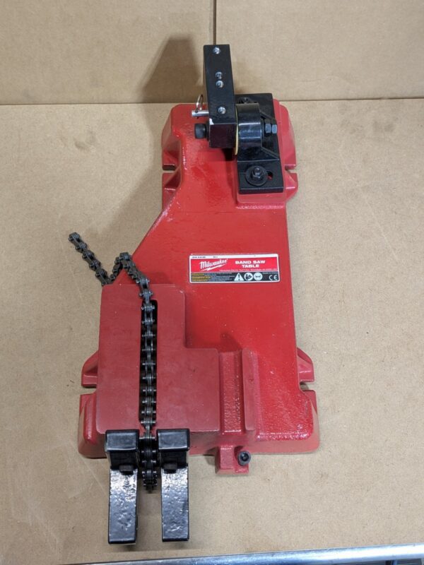Milwaukee Portable Bandsaw Table w/ Heavy Duty Clamping Chain 48-08-0260