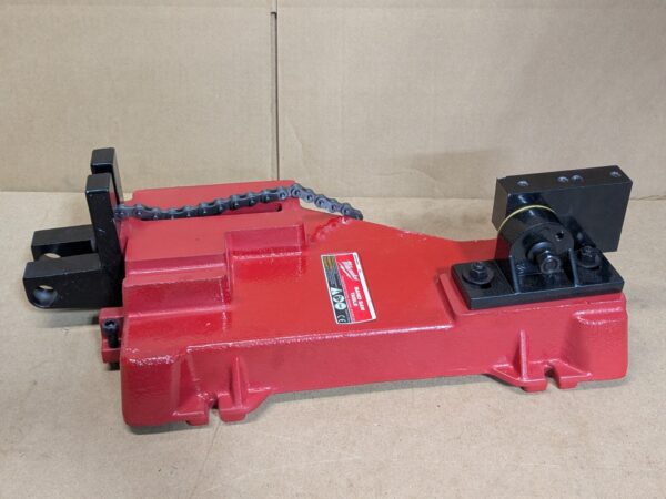 Milwaukee Portable Bandsaw Table w/ Heavy Duty Clamping Chain 48-08-0260