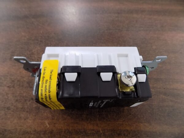 Lutron SCR-15-GFCI-SW Satin Colors 15A GFCI Electrical Socket Receptacle