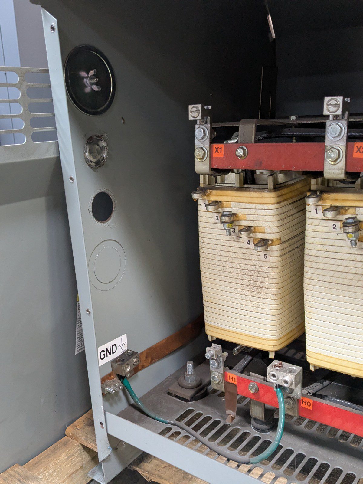 Hammond 30kVA Dry Type Power Transformer 3Ph 480Y/277V NMK030BK Parts / Repair