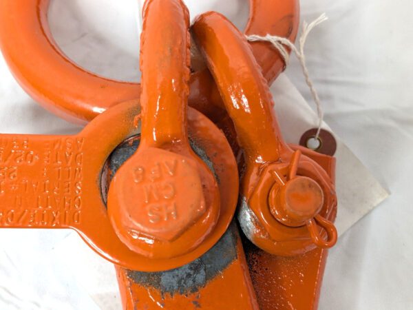 CM Timber Lifting Tong 2500 Lb at 75° Load 4 to 20" Jaw Opening 1" Diam 40218