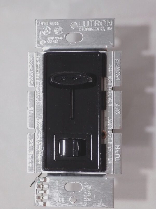 Lutron S-603P-BL Skylark 600W 3-Way Preset Dimmer w/Rocker Switch Gloss Black