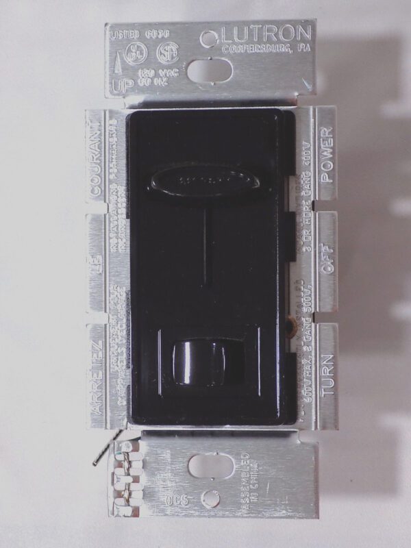 Lutron S-603P-BL Skylark 600W 3-Way Preset Dimmer w/Rocker Switch Gloss Black