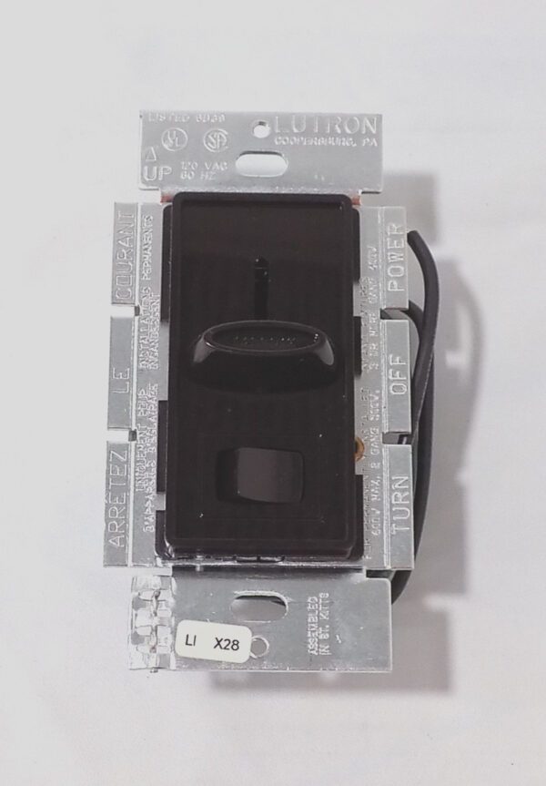 Lutron S-600P-BR Skylark 600W Single Pole Preset Dimmer w/Rocker Switch Brown