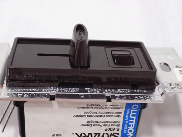 Lutron S-600P-BR Skylark 600W Single Pole Preset Dimmer w/Rocker Switch Brown