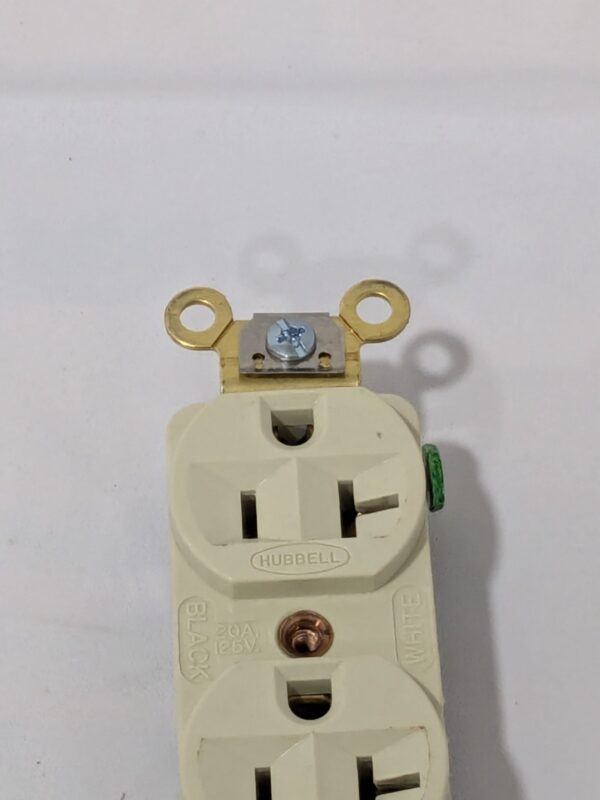 Hubbell Straight Blade Duplex Receptacle: NEMA 5-20R, 20 Amps HBL5352I