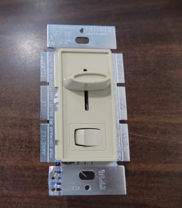 Lutron S-603P-LA Skylark 3-Way Incandescent Halogen Slide Dimmer w Rocker Switch