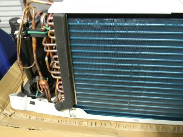 Friedrich PTAC Package Terminal Air Conditioner 230/208v PDH15K5SG Damaged