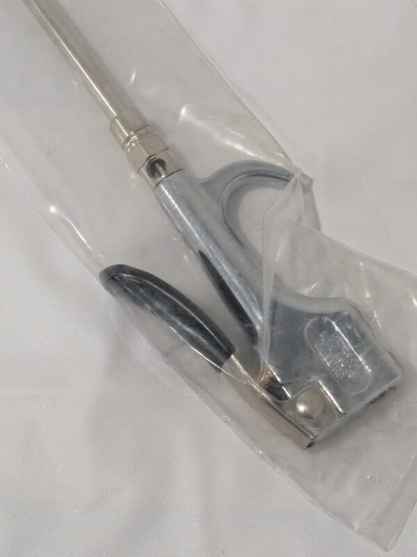 COILHOSE PNEUMATICS 24" Air Blow Gun: Safety Extension Tube, Thumb Lever 624-S