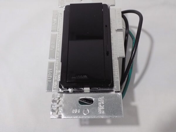 Lutron DV-600P-BL Diva 600W Incandescent / Halogen Single Pole Dimmer Black